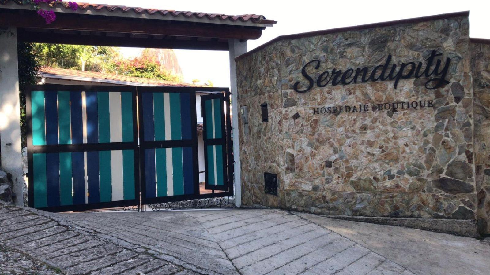 Serendipity Hospedaje Boutique Guatapé Eksteriør billede